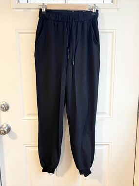 Lululemon Keep Moving Jogger